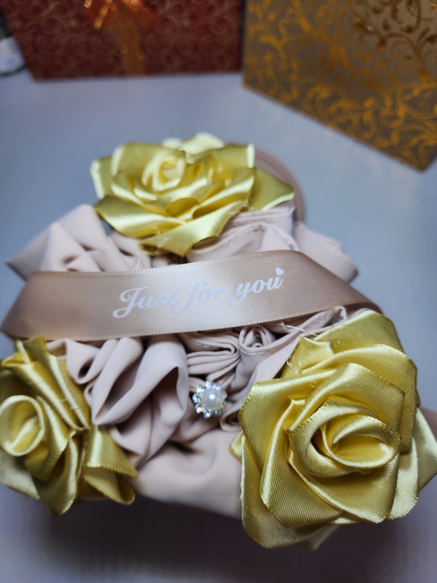 Hijab Ribbon Rose Gift Box