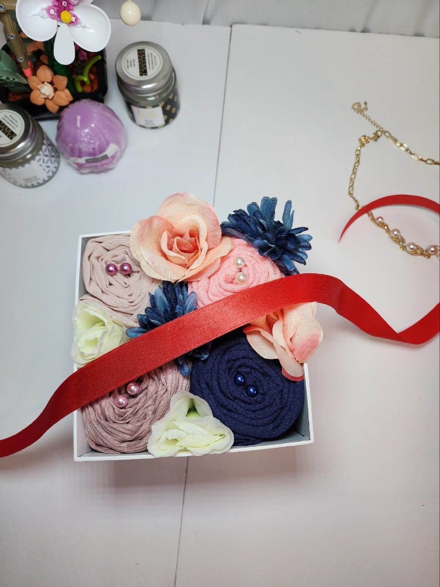 Chiffon Hijab Gift Box, Birthday,Wedding, Anniversary, family-friendly gift