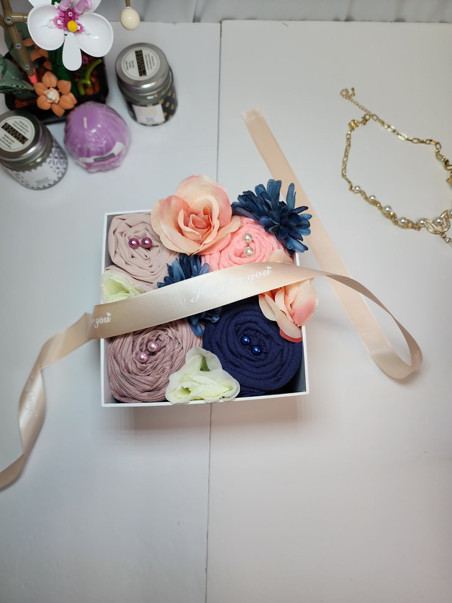 4 Different Colors and Material Hijab Gift Box