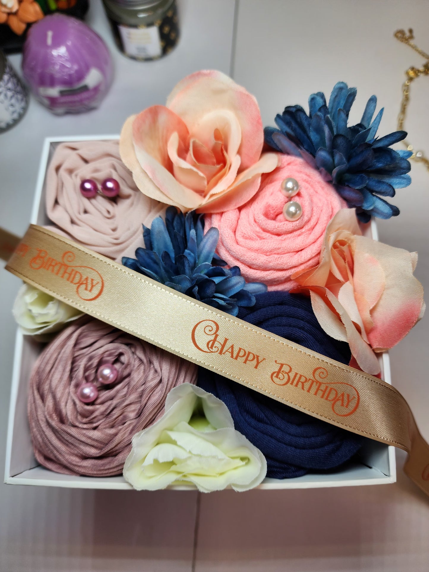 4 Different Colors and Material Hijab Gift Box