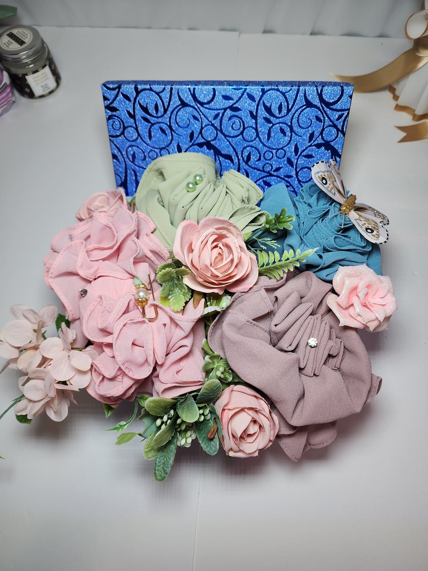 Hijab Gift Box, Ramadan Gift, Birthday, Wedding, Anniversary, family-friendly gift